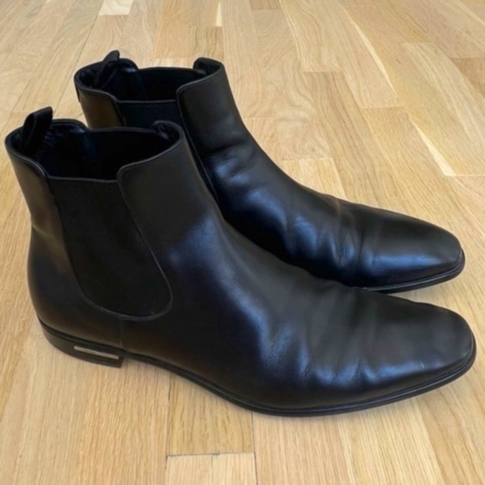 Prada Men's Calf Leather Chelsea Boots